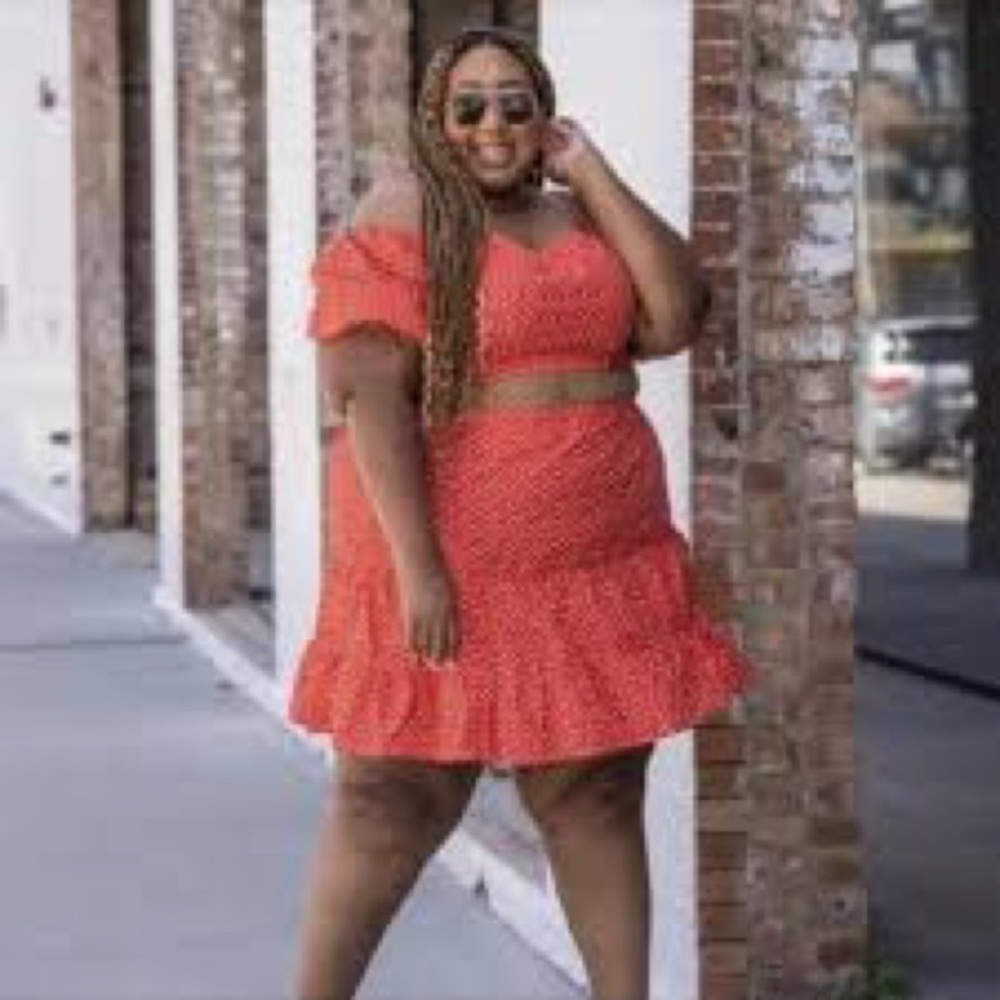 NWT ELOQUII Red Polka Dot Mini Skirt Tiered Ruffle Elastic Waist Size 26 Disney - Picture 2 of 11